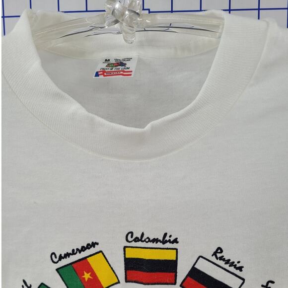 Fruit of the Loom 90s USA Soccer Graphic Tee Shirt Vintage World Cup Style - Picture 6 of 12